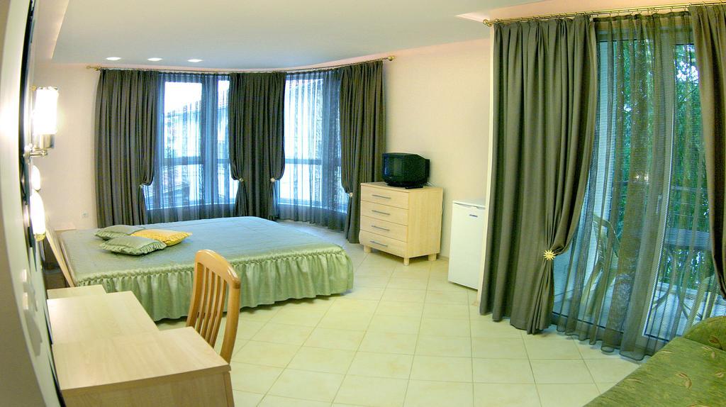 Stela Guest House Carewo Pokój zdjęcie